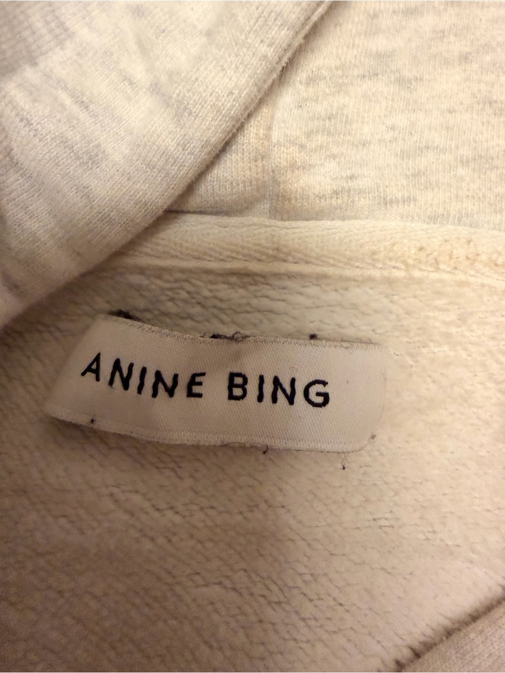 Label on fabric - Picture 2 of 3